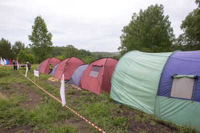 Каникулы в палаточном лагере